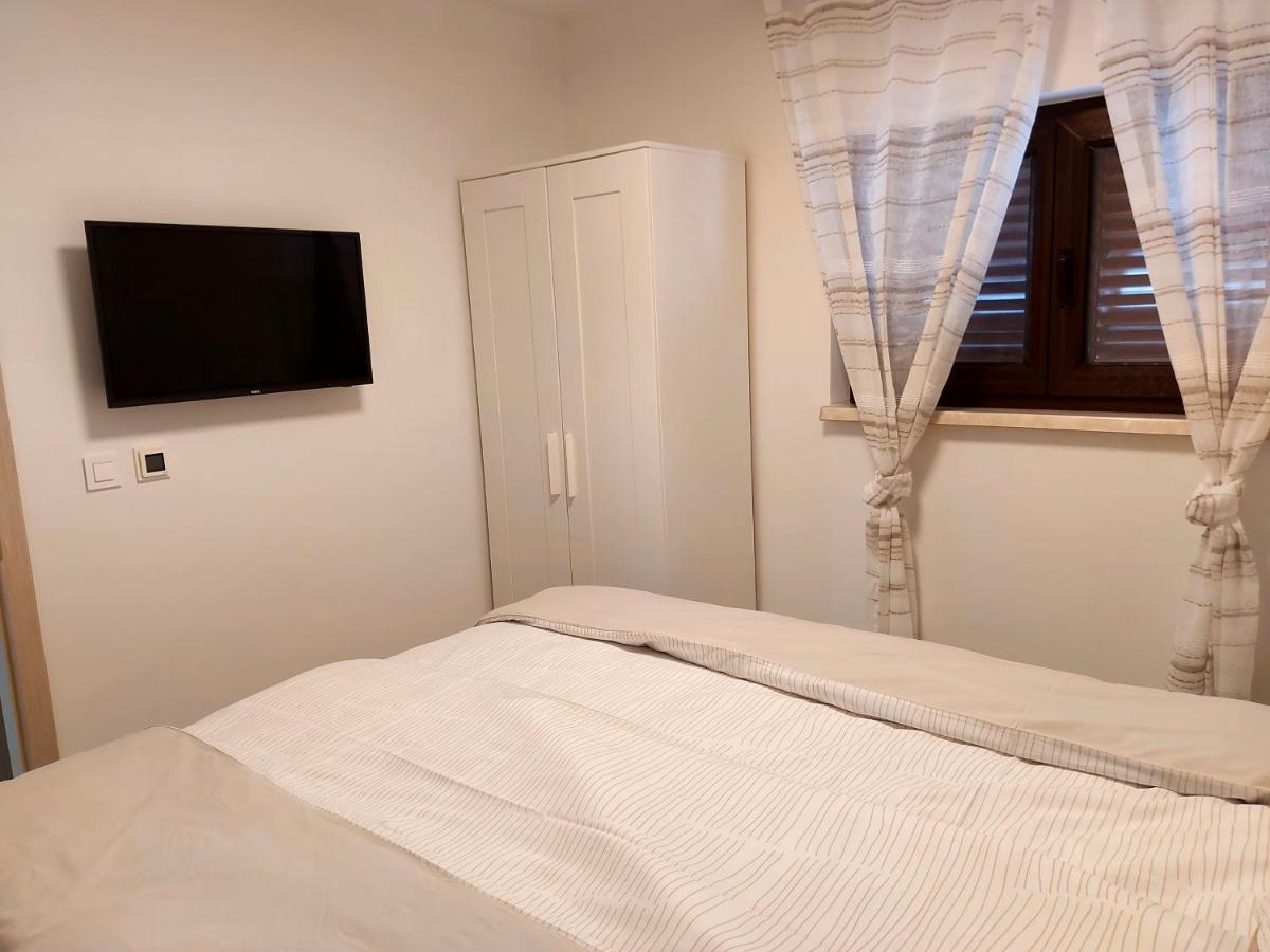 Apartman S Dvije Spavace Sobe Poreč Eksteriør billede